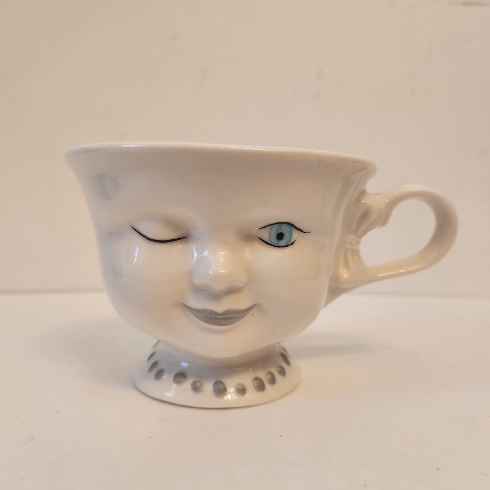 Vtg 90s Baileys Irish Cream Winking Face Cup Mug Helen Hunt LA Youth NW Blue Eye
